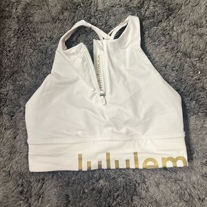 Lululemon sports bra size 6